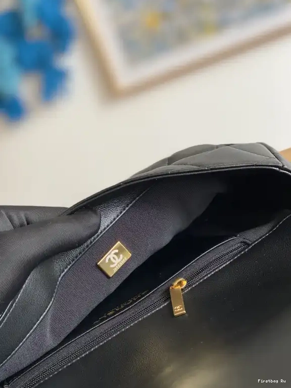 First Bag Ru BAG LARGE FLAP CHANEL 0706